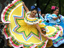 Cinco_de_Mayo_dancers_in_Wa.jpg